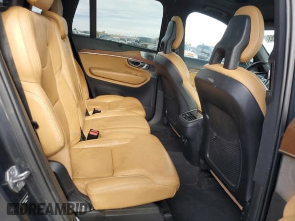 ✅ 2017 Volvo XC90 Inscription • VIN: YV4A22PL6H1171090 • Lot: 92041355. Listed on Copart with 145,308 mi. Free auction sales archive from the USA and detailed vehicle history report at DreamBid. Image 11.