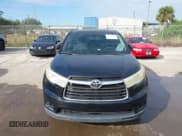 ✅ 2014 Toyota Highlander LE • VIN: 5TDZARFH5ES008928 • Lot: 43646676. Listed on IAAI with 213,634 mi. Free auction sales archive from the USA and detailed vehicle history report at DreamBid. Image 6.