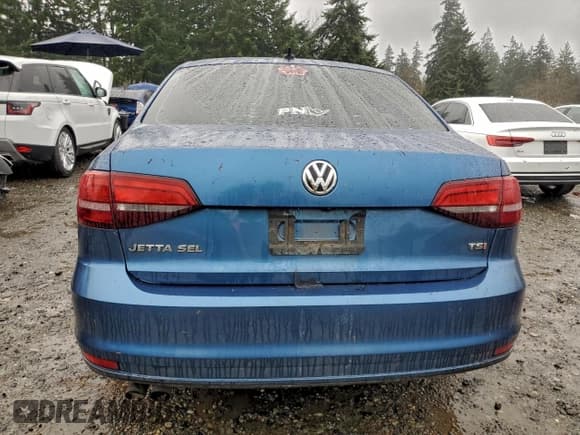 ✅ 2016 Volkswagen Jetta SEL • VIN: 3VWL17AJ9GM372970 • Lot: 96320915. Listed on Copart with 179,792 mi. Free auction sales archive from the USA and detailed vehicle history report at DreamBid. Image 6.