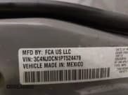 ✅ 2023 Jeep Compass Limited • VIN: 3C4NJDCN1PT524479 • Lot: 41955772. Wystawiony na IAAI z przebiegiem 40 125 mil. Bezpłatny archiwum sprzedaży aukcyjnych z USA i szczegółowy raport historii pojazdu na DreamBid. Zdjęcie 9.
