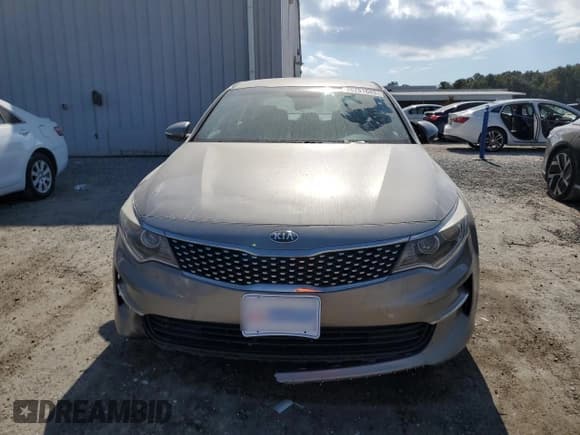 ✅ 2016 Kia Optima EX • VIN: 5XXGU4L38GG076560 • Лот: 86251685. Опубликован ранее на Copart с пробегом 143 678 миль. Бесплатный доступ к архиву аукционных продаж из США и подробный отчёт об истории автомобиля на DreamBid. Изображение 5.