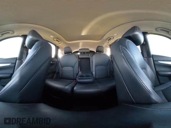 ✅ 2019 Infiniti QX50 Essential • VIN: 3PCAJ5M34KF140544 • Lot: 42627190. Wystawiony na IAAI z przebiegiem 79 721 mil. Bezpłatny archiwum sprzedaży aukcyjnych z USA i szczegółowy raport historii pojazdu na DreamBid. Zdjęcie 19.
