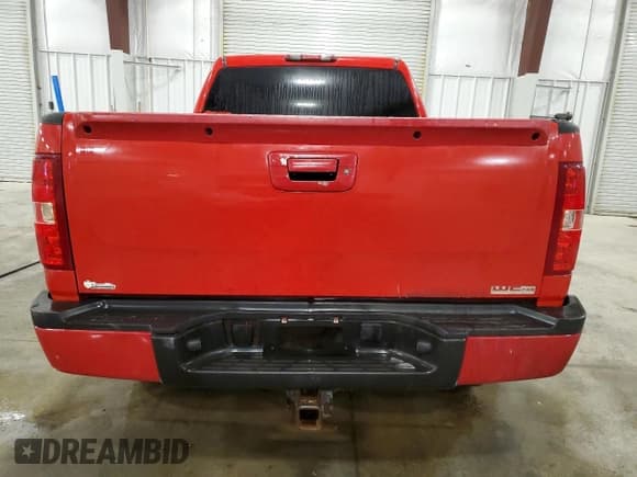 ✅ 2007 Chevrolet Silverado 2500HD LTZ • VIN: 1GCHK23667F560069 • Лот: 86021494. Опубликован ранее на Copart с пробегом 181 916 миль. Бесплатный доступ к архиву аукционных продаж из США и подробный отчёт об истории автомобиля на DreamBid. Изображение 6.