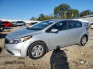 ✅ 2017 Kia Forte LX • VIN: KNAFK5A80H5679303 • Lot: 87384365. Wystawiony na Copart z przebiegiem 121 855 mil. Bezpłatny archiwum sprzedaży aukcyjnych z USA i szczegółowy raport historii pojazdu na DreamBid. Zdjęcie 1.