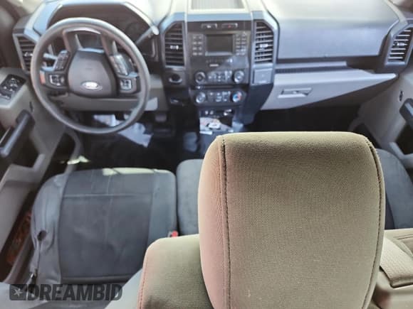 ✅ 2015 Ford F-150 XL • VIN: 1FTEX1C86FFA75543 • Лот: 90730885. Опубликован ранее на Copart с пробегом Не указан. Бесплатный доступ к архиву аукционных продаж из США и подробный отчёт об истории автомобиля на DreamBid. Изображение 8.