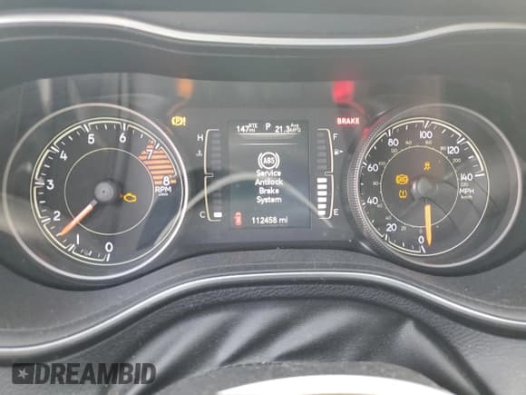 ✅ 2019 Jeep Cherokee Latitude Plus • VIN: 1C4PJLLX0KD353677 • Lot: 80169455. Listed on Copart with 112,458 mi. Free auction sales archive from the USA and detailed vehicle history report at DreamBid. Image 9.