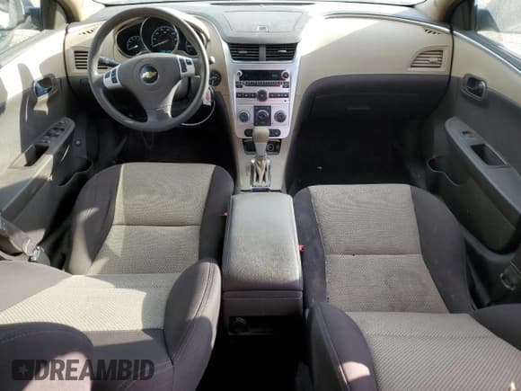 ✅ 2011 Chevrolet Malibu 1LS • VIN: 1G1ZB5E19BF318708 • Lot: 72632104. Listed on Copart with 138,549 mi. Free auction sales archive from the USA and detailed vehicle history report at DreamBid. Image 8.