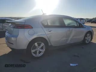 ✅ 2015 Chevrolet Volt • VIN: 1G1RB6E49FU103704 • Lot: 80109404. Wystawiony na Copart z przebiegiem Nie podano. Bezpłatny archiwum sprzedaży aukcyjnych z USA i szczegółowy raport historii pojazdu na DreamBid. Zdjęcie 3.