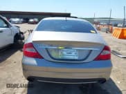 ✅ 2006 Mercedes-Benz CLS 500 • VIN: WDDDJ75X06A037541 • Лот: 42252829. Опубликован ранее на IAAI с пробегом 151 295 миль. Бесплатный доступ к архиву аукционных продаж из США и подробный отчёт об истории автомобиля на DreamBid. Изображение 17.