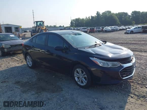 2019 Chevrolet Cruze LS с VIN 1G1BC5SM0K7152215, выставлен на аукционе IAAI как лот 42590862 с пробегом 150 357 миль миль и . История ставок и продаж доступна на DreamBid. Изображение 1.