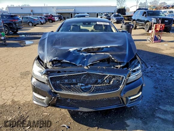 ✅ 2014 Mercedes-Benz CLS 550 • VIN: WDDLJ9BB8EA101078 • Lot: 94279635. Listed on Copart with 134,428 mi. Free auction sales archive from the USA and detailed vehicle history report at DreamBid. Image 5.