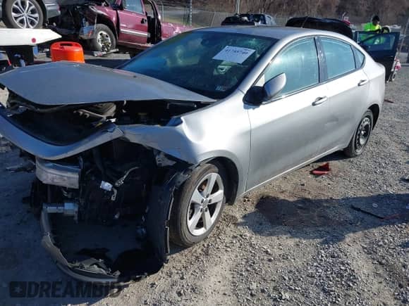 2015 Dodge Dart SXT с VIN 1C3CDFBB8FD309613, выставлен на аукционе IAAI как лот 41745740 с пробегом 121 156 миль миль и . История ставок и продаж доступна на DreamBid. Изображение 2.