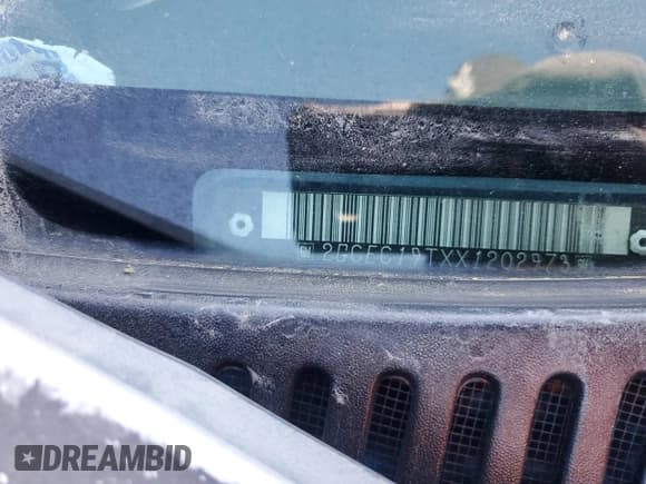 ✅ 1999 Chevrolet Silverado 1500 LS • VIN: 2GCEC19TXX1202973 • Лот: 74516914. Опубликован ранее на Copart с пробегом Не указан. Бесплатный доступ к архиву аукционных продаж из США и подробный отчёт об истории автомобиля на DreamBid. Изображение 12.