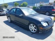 ✅ 2007 Mercedes-Benz C 230 Sport • VIN: WDBRF52H27F931854 • Lot: 42154149. Wystawiony na IAAI z przebiegiem 187 730 mil. Bezpłatny archiwum sprzedaży aukcyjnych z USA i szczegółowy raport historii pojazdu na DreamBid. Zdjęcie 1.