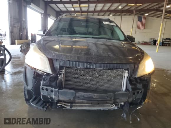 ✅ 2015 Chevrolet Traverse LT • VIN: 1GNKRHKD0FJ104253 • Lot: 91484635. Wystawiony na Copart z przebiegiem 214 821 mil. Bezpłatny archiwum sprzedaży aukcyjnych z USA i szczegółowy raport historii pojazdu na DreamBid. Zdjęcie 5.