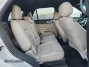 ✅ 2014 Ford Explorer XLT • VIN: 1FM5K7D83EGA31083 • Lot: 80442625. Wystawiony na Copart z przebiegiem 138 449 mil. Bezpłatny archiwum sprzedaży aukcyjnych z USA i szczegółowy raport historii pojazdu na DreamBid. Zdjęcie 11.