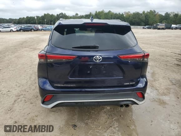 ✅ 2022 Toyota Highlander XSE • VIN: 5TDJZRBH7NS180891 • Lot: 83933305. Listed on Copart with 45,134 mi. Free auction sales archive from the USA and detailed vehicle history report at DreamBid. Image 6.