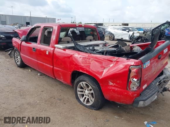✅ 2005 Chevrolet Silverado 1500 LS • VIN: 1GCEC19V15Z290169 • Лот: 43504199. Опубликован ранее на IAAI с пробегом Не указан. Бесплатный доступ к архиву аукционных продаж из США и подробный отчёт об истории автомобиля на DreamBid. Изображение 3.