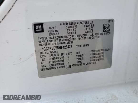 ✅ 2017 Chevrolet Silverado 2500HD LT • VIN: 1GC1KVEY5HF126423 • Lot: 68342725. Wystawiony na Copart z przebiegiem 125 107 mil. Bezpłatny archiwum sprzedaży aukcyjnych z USA i szczegółowy raport historii pojazdu na DreamBid. Zdjęcie 12.