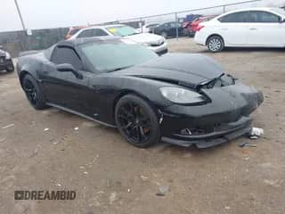 2006 Chevrolet Corvette z VIN 1G1YY26U165125966, wystawiony jako IAAI lot #41503011 z przebiegiem Nie podano mil oraz . Historia ofert i sprzedaży dostępna na DreamBid. Obrazek 1.