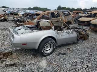 1980 Chevrolet Corvette с VIN 1Z878AS422097, выставлен на аукционе Copart как лот 69627785 с пробегом Не указан миль и Списание • Salvage title. История ставок и продаж доступна на DreamBid. Изображение 3.