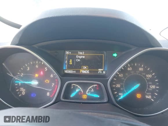 ✅ 2017 Ford Escape SE • VIN: 1FMCU0GD7HUD52647 • Lot: 40683996. Wystawiony na IAAI z przebiegiem 163 303 mil. Bezpłatny archiwum sprzedaży aukcyjnych z USA i szczegółowy raport historii pojazdu na DreamBid. Zdjęcie 7.