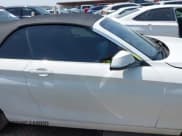 ✅ 2019 BMW 2 Series 230i • VIN: WBA2M7C56KVD52017 • Lot: 41922976. Wystawiony na IAAI z przebiegiem 42 194 mil. Bezpłatny archiwum sprzedaży aukcyjnych z USA i szczegółowy raport historii pojazdu na DreamBid. Zdjęcie 14.