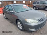 ✅ 2005 Toyota Camry XLE • VIN: 4T1BF30K55U612071 • Лот: 43256364. Опубликован ранее на IAAI с пробегом 263 787 миль. Бесплатный доступ к архиву аукционных продаж из США и подробный отчёт об истории автомобиля на DreamBid. Изображение 1.