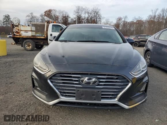 ✅ 2019 Hyundai Sonata SE • VIN: 5NPE24AF2KH818698 • Лот: 91850975. Опубликован ранее на Copart с пробегом 140 928 миль. Бесплатный доступ к архиву аукционных продаж из США и подробный отчёт об истории автомобиля на DreamBid. Изображение 5.