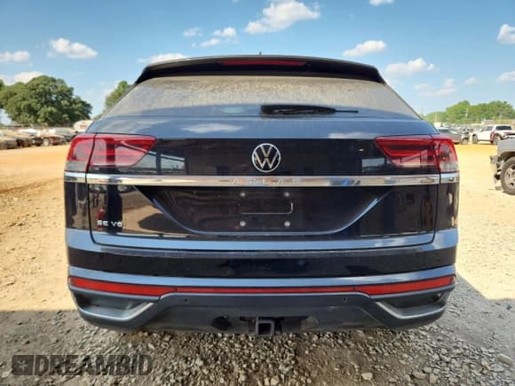 ✅ 2021 Volkswagen Atlas SE • VIN: 1V2JE2CAXMC218262 • Lot: 71541685. Listed on Copart with 109,688 mi. Free auction sales archive from the USA and detailed vehicle history report at DreamBid. Image 6.