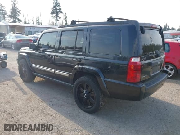 ✅ 2010 Jeep Commander Sport • VIN: 1J4RG4GK3AC148560 • Лот: 43077855. Опубликован ранее на IAAI с пробегом 170 314 миль. Бесплатный доступ к архиву аукционных продаж из США и подробный отчёт об истории автомобиля на DreamBid. Изображение 3.