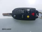 ✅ 2010 Volvo XC90 • VIN: YV4982CT0A1544623 • Lot: 42422379. Wystawiony na IAAI z przebiegiem 268 077 mil. Bezpłatny archiwum sprzedaży aukcyjnych z USA i szczegółowy raport historii pojazdu na DreamBid. Zdjęcie 11.