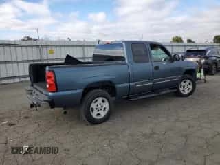 2006 Chevrolet Silverado 1500 LT2 с VIN 1GCEC19T76Z161708, выставлен на аукционе Copart как лот 70526814 с пробегом Не указан миль и Списание • Salvage title. История ставок и продаж доступна на DreamBid. Изображение 3.