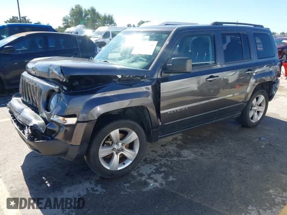 ✅ 2017 Jeep Patriot Latitude • VIN: 1C4NJPFB9HD184699 • Lot: 43587706. Listed on IAAI with 148,309 mi. Free auction sales archive from the USA and detailed vehicle history report at DreamBid. Image 2.