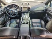 ✅ 2015 Porsche Cayenne S • VIN: WP1AB2A25FLA56418 • Lot: 93699565. Listed on Copart with 120,996 mi. Free auction sales archive from the USA and detailed vehicle history report at DreamBid. Image 8.