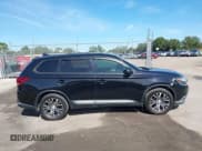 ✅ 2017 Mitsubishi Outlander ES • VIN: JA4AD2A34HZ014739 • Lot: 43673311. Wystawiony na IAAI z przebiegiem 114 538 mil. Bezpłatny archiwum sprzedaży aukcyjnych z USA i szczegółowy raport historii pojazdu na DreamBid. Zdjęcie 13.