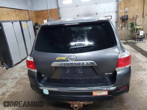 ✅ 2012 Toyota Highlander SE • VIN: 5TDBK3EH3CS133064 • Lot: 86669165. Listed on Copart with 203,801 mi. Free auction sales archive from the USA and detailed vehicle history report at DreamBid. Image 6.