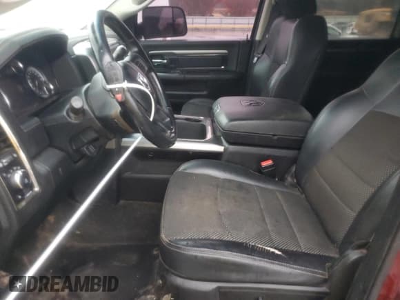 ✅ 2018 Ram 2500 Big Horn • VIN: 3C6UR5MJ2JG169982 • Lot: 94081735. Wystawiony na Copart z przebiegiem 172 980 mil. Bezpłatny archiwum sprzedaży aukcyjnych z USA i szczegółowy raport historii pojazdu na DreamBid. Zdjęcie 7.