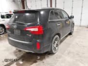 ✅ 2014 Kia Sorento SX Limited • VIN: 5XYKWDA71EG485941 • Lot: 43787220. Listed on IAAI with 190,154 mi. Free auction sales archive from the USA and detailed vehicle history report at DreamBid. Image 4.