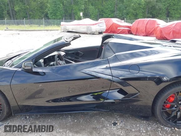 ✅ 2023 Chevrolet Corvette 3LT • VIN: 1G1YC3D4XP5133377 • Lot: 42205597. Listed on IAAI with 6,202 mi. Free auction sales archive from the USA and detailed vehicle history report at DreamBid. Image 15.