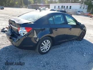 ✅ 2013 Chevrolet Cruze LS • VIN: 1G1PA5SHXD7258298 • Lot: 43091384. Listed on IAAI with 104,952 mi. Free auction sales archive from the USA and detailed vehicle history report at DreamBid. Image 4.