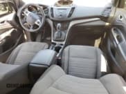 ✅ 2016 Ford Escape SE • VIN: 1FMCU9G93GUC45304 • Lot: 55142225. Wystawiony na Copart z przebiegiem 164 338 mil. Bezpłatny archiwum sprzedaży aukcyjnych z USA i szczegółowy raport historii pojazdu na DreamBid. Zdjęcie 8.