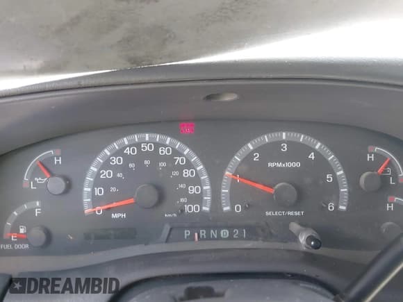 ✅ 2003 Ford F-150 XL • VIN: 1FTRX17W53NA40472 • Лот: 42491035. Опубликован ранее на IAAI с пробегом Не указан. Бесплатный доступ к архиву аукционных продаж из США и подробный отчёт об истории автомобиля на DreamBid. Изображение 7.