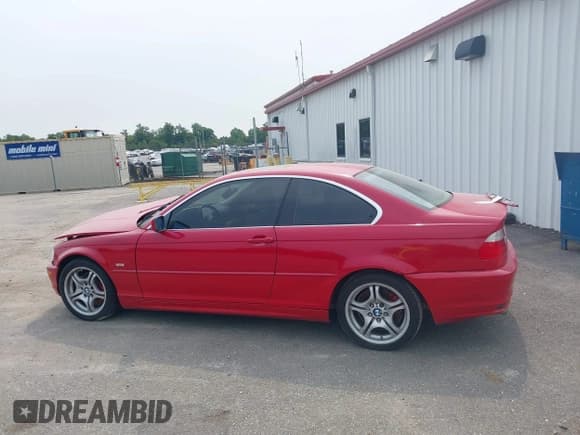 ✅ 2002 BMW 3 Series 330Ci • VIN: WBABN53412JU39577 • Lot: 42320880. Listed on IAAI with 120,153 mi. Free auction sales archive from the USA and detailed vehicle history report at DreamBid. Image 14.