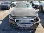 2015 Hyundai Genesis 3.8L z VIN KMHGN4JE7FU019384, wystawiony jako Copart lot #75303704 z przebiegiem 141 284 mil mil oraz Szkoda całkowita • Salvage title. Historia ofert i sprzedaży dostępna na DreamBid. Obrazek 5.