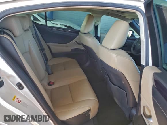 ✅ 2019 Lexus ES 350 Luxury • VIN: 58ABZ1B19KU003375 • Лот: 94378075. Опубликован ранее на Copart с пробегом 7 982 миль. Бесплатный доступ к архиву аукционных продаж из США и подробный отчёт об истории автомобиля на DreamBid. Изображение 10.