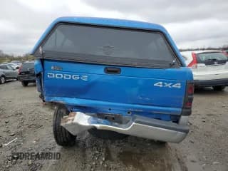 ✅ 1998 Dodge 1500 • VIN: 1B7HF16Y2WS627039 • Лот: 73058054. Опубликован ранее на Copart с пробегом 155 175 миль. Бесплатный доступ к архиву аукционных продаж из США и подробный отчёт об истории автомобиля на DreamBid. Изображение 6.