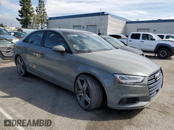 ✅ 2020 Audi A3 Premium Plus • VIN: WAUCUGFF7LA004984 • Lot: 48914155. Listed on Copart with 25,085 mi. Free auction sales archive from the USA and detailed vehicle history report at DreamBid. Image 4.