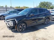 ✅ 2025 Mitsubishi Eclipse Cross SE • VIN: JA4ATWAA1SZ041798 • Lot: 43612777. Wystawiony na IAAI z przebiegiem 9 766 mil. Bezpłatny archiwum sprzedaży aukcyjnych z USA i szczegółowy raport historii pojazdu na DreamBid. Zdjęcie 2.