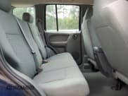 ✅ 2007 Jeep Liberty Sport • VIN: 1J4GK48K47W525506 • Lot: 68171615. Wystawiony na Copart z przebiegiem 132 268 mil. Bezpłatny archiwum sprzedaży aukcyjnych z USA i szczegółowy raport historii pojazdu na DreamBid. Zdjęcie 11.